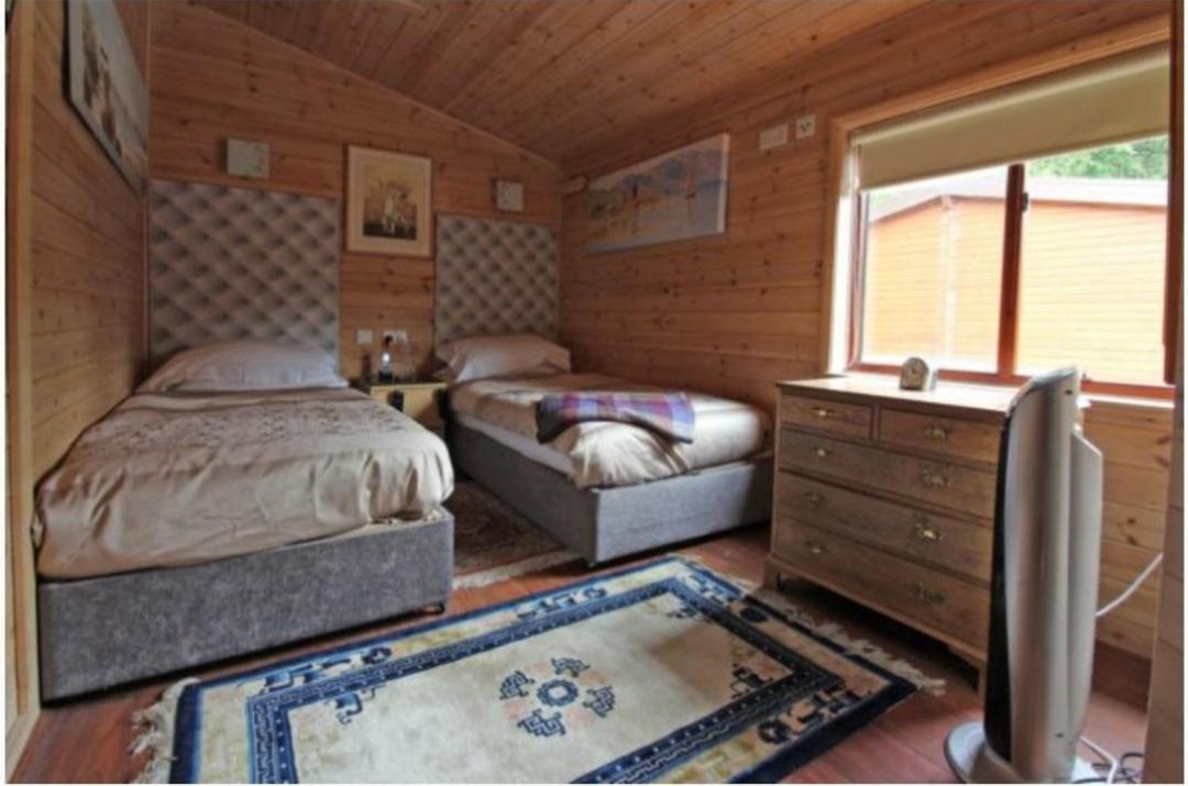 Astbury Falls Luxury Retreats Eardington Exterior foto
